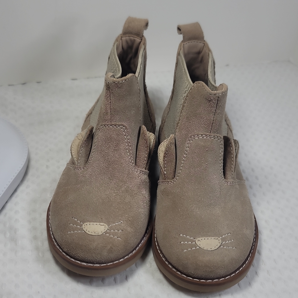 Elephantito Kids Beige Suede Slip-On Shoe - Picture 3 of 6